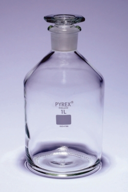 Reagent bottles, narrow-mouth, glass stopper, Pyrex®