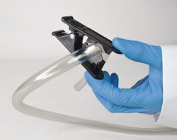 Plastic tubing cutter