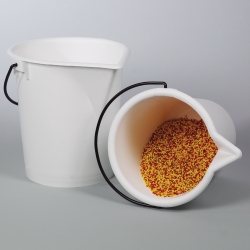 Laboratory bucket, PE, white