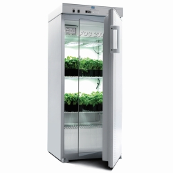 Kühlbrutschrank FOC IL, mit transparenter Innentür und beleuchteten Einlegeböden