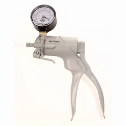 Hand-operated vacuum pumps Nalgene&trade;, with vacuum gauge
