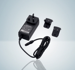 Fuente de alimentaci&oacute;n para el controlador de pipetas pipetus&reg;, los dispensadores de botella y las buretas digitales opus&reg;