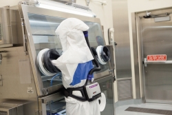 Systèmes de protection respiratoire à ventilation assistée 3M™ Versaflo™, kits